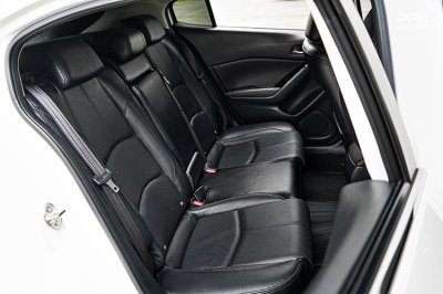 2018 Mazda 3 2.0  S Sports Hatchback