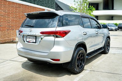 2016 TOYOTA FORTUNER 2.4 G