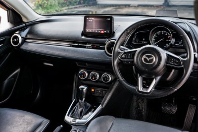 2021 MAZDA MAZDA2 1.3 S Leather