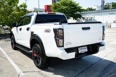 2022 Isuzu D-MAX 3.0 Cab-4  Vcross M 4WD Pickup