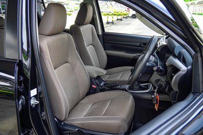 2016 Toyota Hilux Revo 2.4 E Prerunner Double Cab