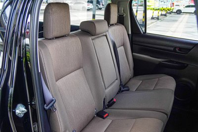 2016 Toyota Hilux Revo 2.4 E Prerunner Double Cab