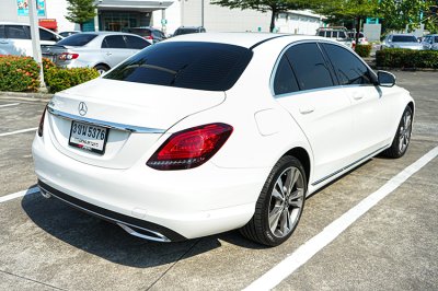 2019 Benz C220d 2.0 Avantgarde W205