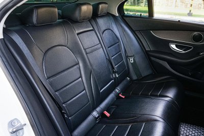 2019 Benz C220d 2.0 Avantgarde W205