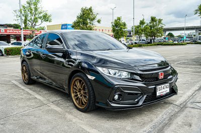 2017 HONDA CIVIC 1.8 E