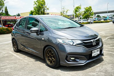 2019 Honda Jazz 1.5  V+ Hatchback