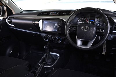 2022 Toyota HILUX REVO 2.4 Double Cab Prerunner Entry Pickup