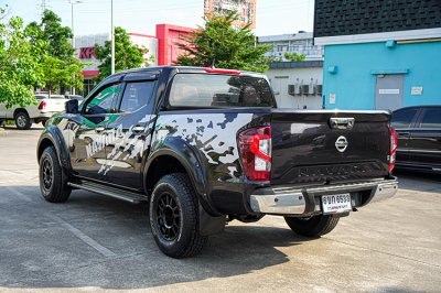 2021 NISSAN NAVARA 2.3 E MT DOUBLE CAB CALIBRE