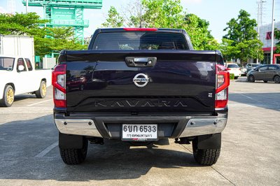 2021 NISSAN NAVARA 2.3 E MT DOUBLE CAB CALIBRE