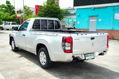 2022 Mitsubishi Triton 2.5 GL Single Cab