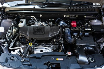 2025 Toyota Yaris Ativ 1.2 Premium Luxury Sedan