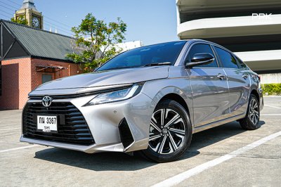 2025 Toyota Yaris Ativ 1.2 Premium Luxury Sedan