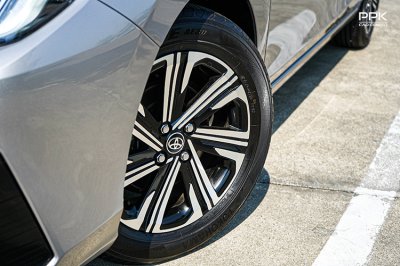 2025 Toyota Yaris Ativ 1.2 Premium Luxury Sedan