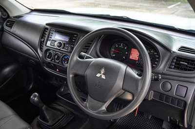 2022 Mitsubishi Triton 2.5 GL Single Cab