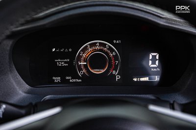 2025 Toyota Yaris Ativ 1.2 Premium Luxury Sedan