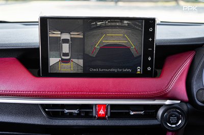 2025 Toyota Yaris Ativ 1.2 Premium Luxury Sedan