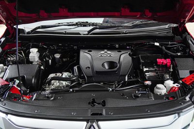 2019 Mitsubishi Triton 2.4 Double Cab GT Plus