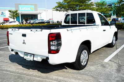 2022 Mitsubishi Triton 2.5 GL Single Cab