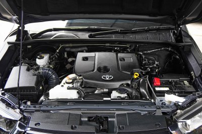 2024 Toyota Hilux Revo 2.4  Entry Smart Cab Z Edition