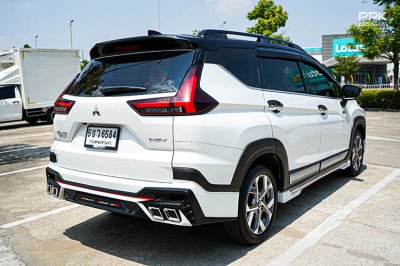 2024 Mitsubishi Xpander Cross 1.6  HEV Cross Wagon