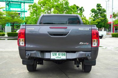 2024 Toyota Hilux Revo 2.4  Entry Smart Cab Z Edition