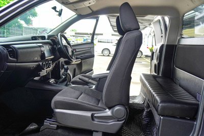 2024 Toyota Hilux Revo 2.4  Entry Smart Cab Z Edition