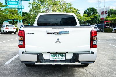 2022 Mitsubishi Triton 2.5 Mega Cab GLX