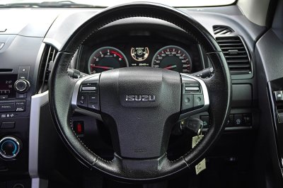 2019 ISUZU D-MAX HI-LANDER SPACECAB 1.9 Ddi Z A/T