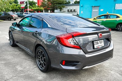 2021 Honda Civic 1.8 E