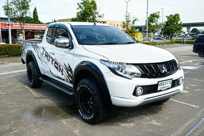 2018 Mitsubishi Triton 2.4 GLS Plus Ltd Mega Cab
