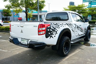 2018 Mitsubishi Triton 2.4 GLS Plus Ltd Mega Cab