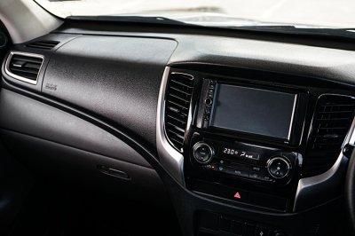 2018 Mitsubishi Triton 2.4 GLS Plus Ltd Mega Cab