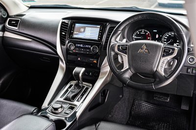 2017 Mitsubishi PAJERO SPORT 2.4 GT Premium 4WD