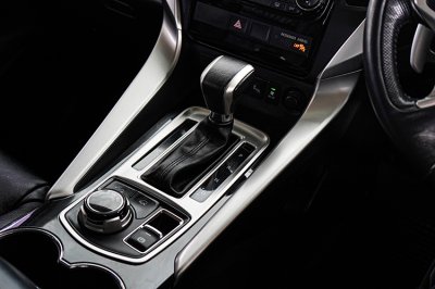 2017 Mitsubishi PAJERO SPORT 2.4 GT Premium 4WD