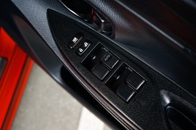 2015 Toyota Yaris 1.2 E Hatchback