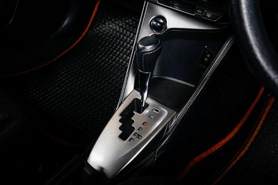 2015 Toyota Yaris 1.2 E Hatchback