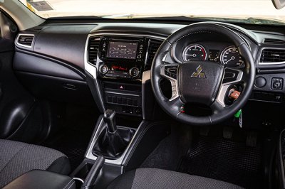 2021 Mitsubishi TRITON 2.4 Double Cab GLS Plus