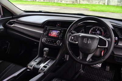 2016 Honda Civic FC 1.8 E