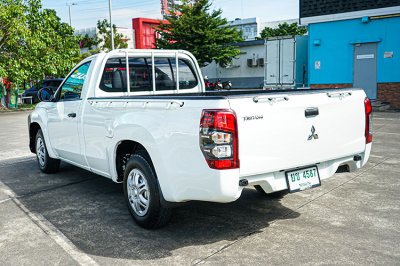 2022 Mitsubishi Triton 2.5 GL Single Cab