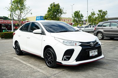 2022 TOYOTA YARIS ATIV 1.2 ENTRY