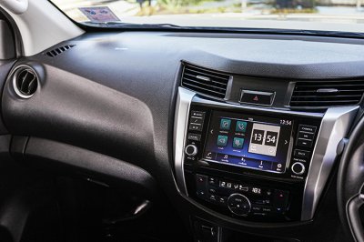 2022 Nissan Navara 2.3 E Calibre King Cab