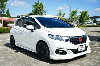 2019 Honda Jazz 1.5  V+ Hatchback