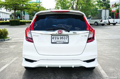 2019 Honda Jazz 1.5  V+ Hatchback