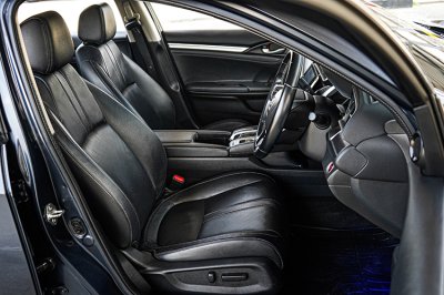 2017 Honda CIVIC 1.8 FC  EL Sedan