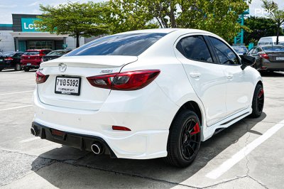 2018 Mazda 2 1.3  High Connect Sedan