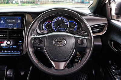 2022 Toyota YARIS 1.2 Sport Hatchback