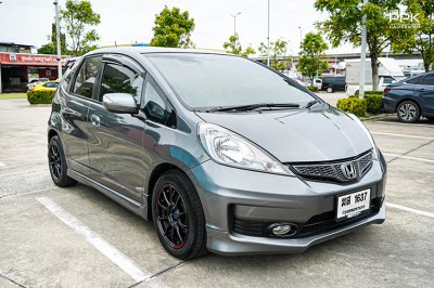2012 Honda JAZZ 1.5 SV Hatchback