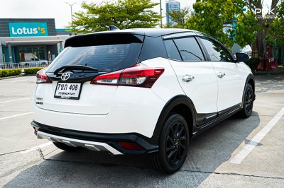 2020 Toyota YARIS 1.2 High Cross Hatchback