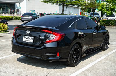 2016 Honda CIVIC 1.8 FC EL Sedan