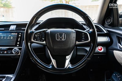 2016 Honda CIVIC 1.8 FC EL Sedan